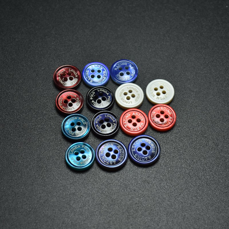 Wholesale classic round pearl buttons mother-of-pearl shell button high-end custom shirt button