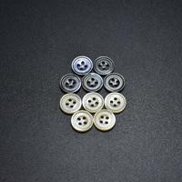 Natural trocas  shell shirt buttons four hole